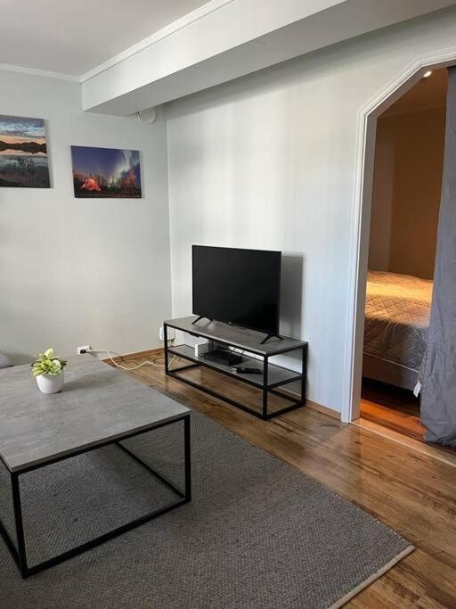 Cozy Ground Floor Apartment Tromsø Eksteriør billede